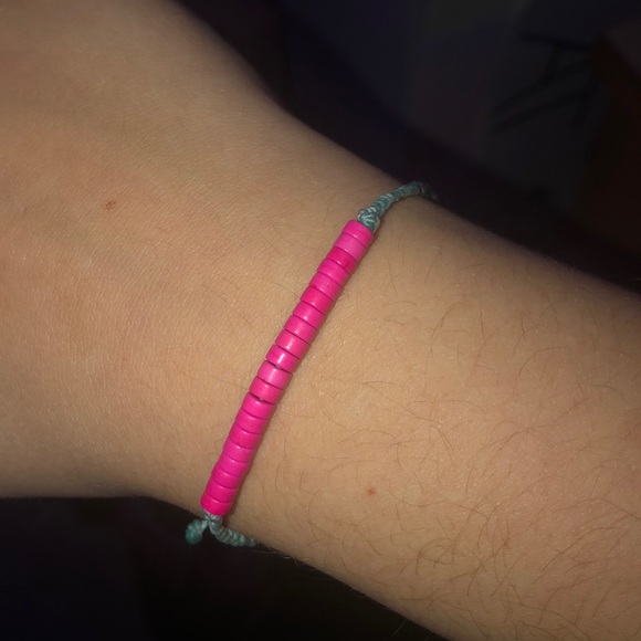 Pura Vida bracelet (not on website!!) - Picture 2 of 2